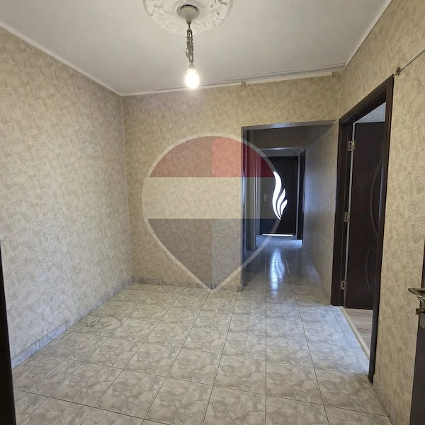 Apartament 3 camere | 71 mp | Et. 3/10 | Str. Hușului | Comision 0% — fotografia 3