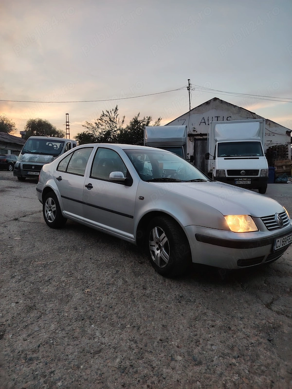 VOLKSWAGEN Bora 2001 — imagine 4