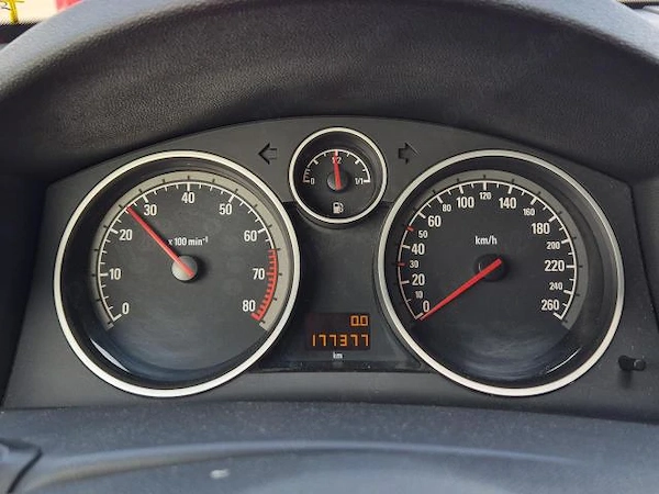 OPEL Astra 2008 — imagine 6