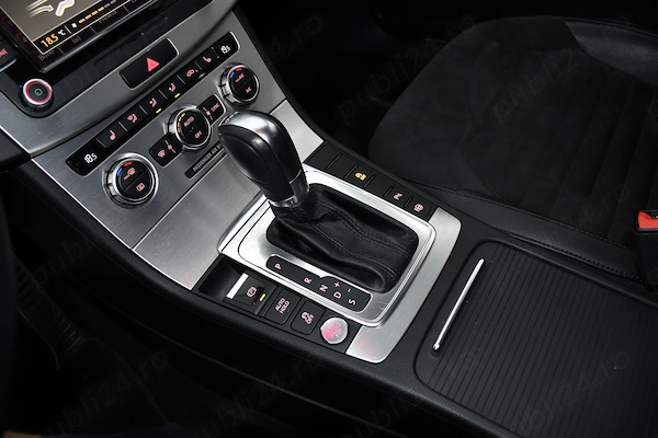VOLKSWAGEN Passat 2013 — imagine 17