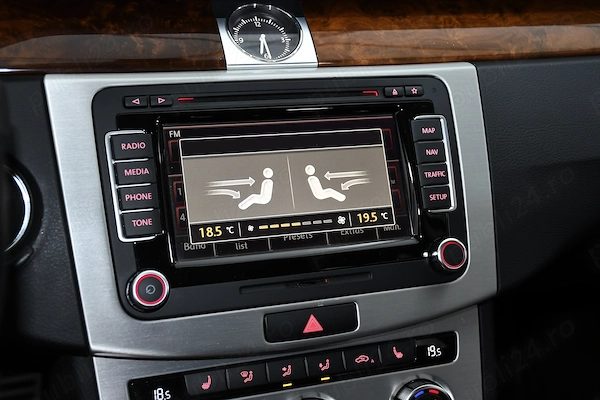 VOLKSWAGEN Passat 2013 — imagine 18