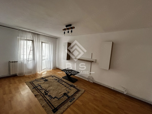 Chirie apartament 4 camere – Strada Pârcălabului — fotografia 1