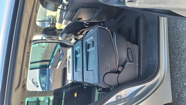 RENAULT Grand Espace 2010 — imagine 8