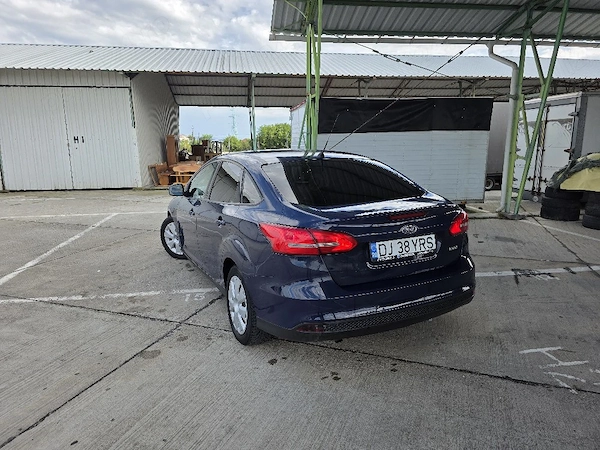 FORD Focus 2017 — imagine 5