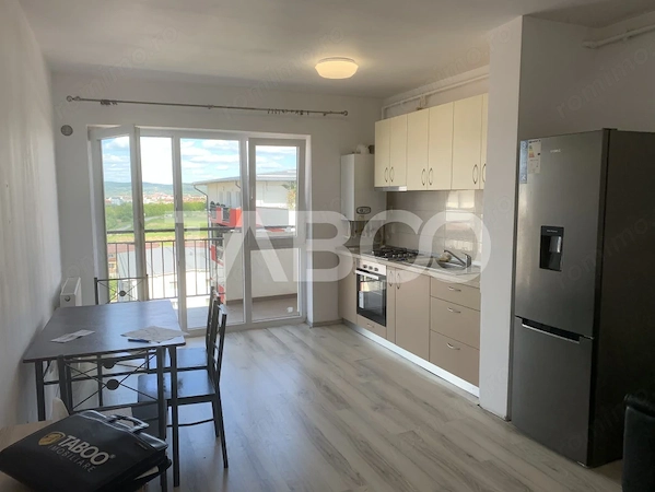 Apartament 2 camere balcon lift si parcare Calea Surii Mici Sibiu — fotografia 1