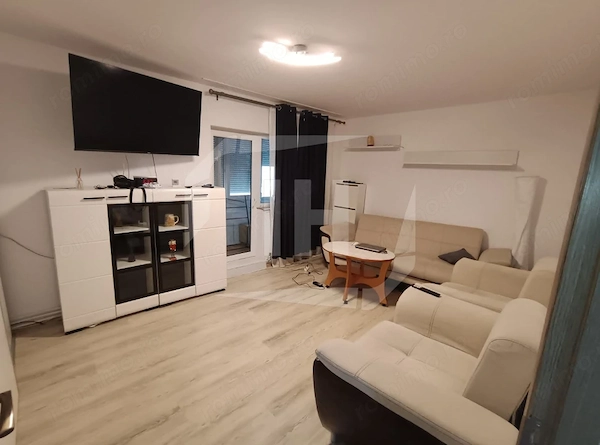 Apartament 3 camere, 2 balcoane, etaj 2 in cartier Intre Lacuri — fotografia 1