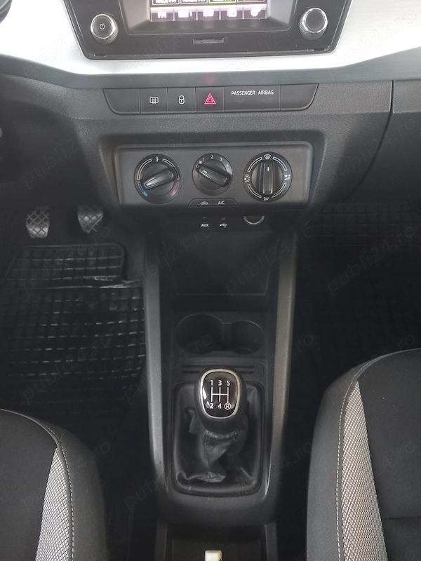 SKODA Fabia 2015 — imagine 7
