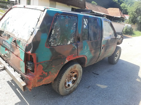 NISSAN Terrano 1990 — imagine 3