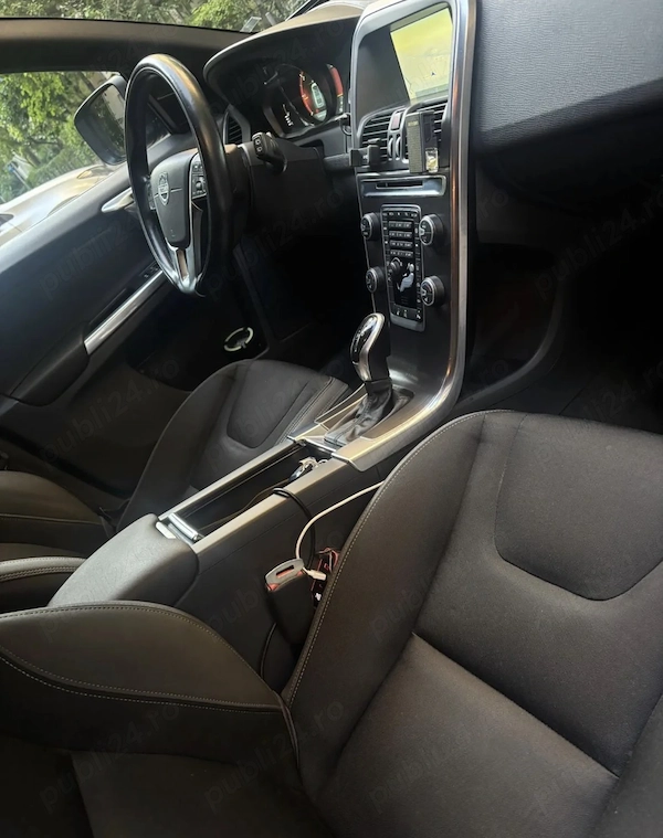 VOLVO XC60 2014 — imagine 4