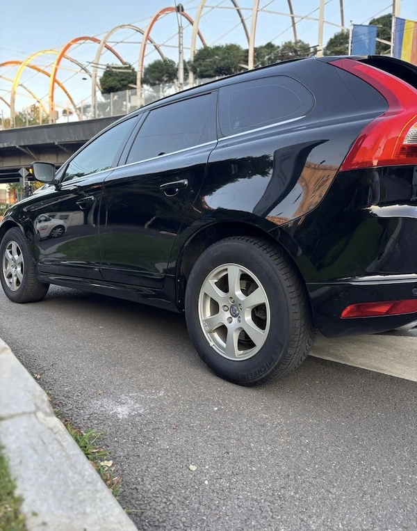 VOLVO XC60 2014 — imagine 7