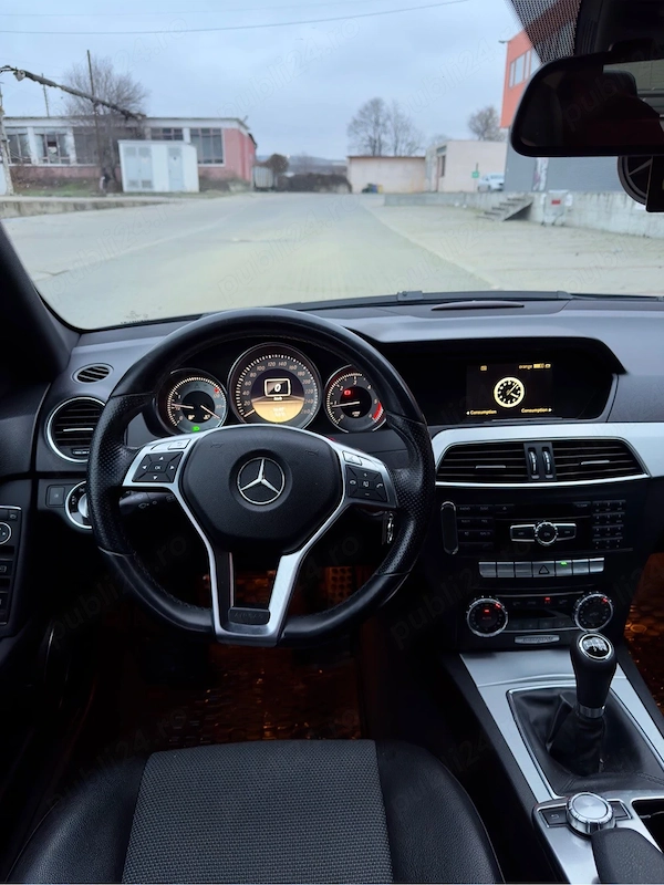 MERCEDES-BENZ C-Class 2012 — imagine 8