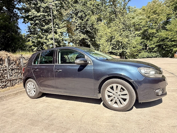 VOLKSWAGEN Golf 2011 — imagine 14