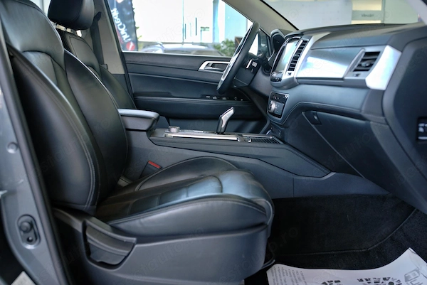 SSANGYONG Rexton 2022 — imagine 40