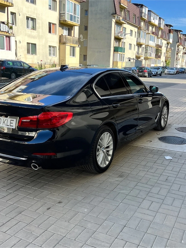 BMW 5 Series 2020 — imagine 7