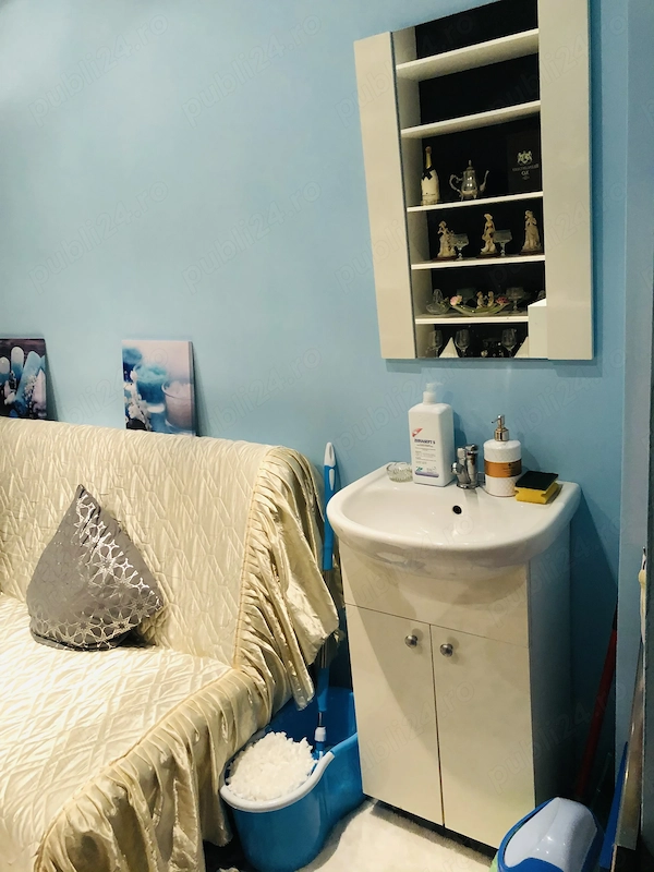 Închiriez cameră în bloc de apartamente — fotografia 2