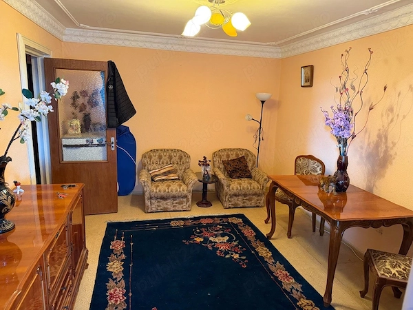 Vanzare Apartament 3 camere km4-5 — fotografia 1