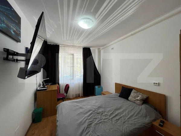 Apartament 3 camere, 91mp, decomandat, parcare, zona strazii Edgar Quinet — fotografia 1