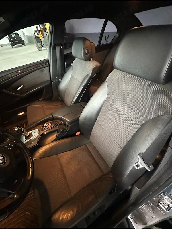 BMW 5 Series 2010 — imagine 8