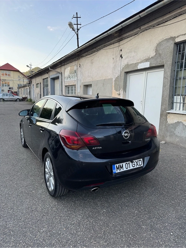OPEL Astra 2011 — imagine 2