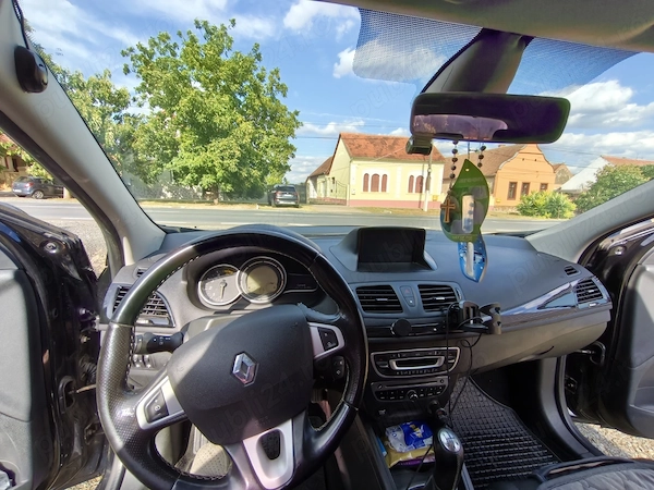 RENAULT Megane 2012 — imagine 8