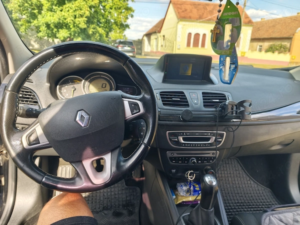 RENAULT Megane 2012 — imagine 10