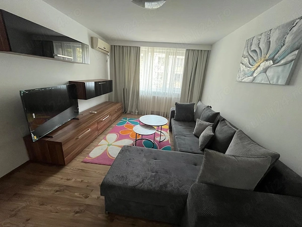 De închiriat apartament decomandat 2 camere la metrou — fotografia 2