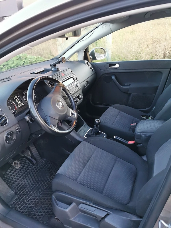 VOLKSWAGEN Golf 2010 — imagine 4