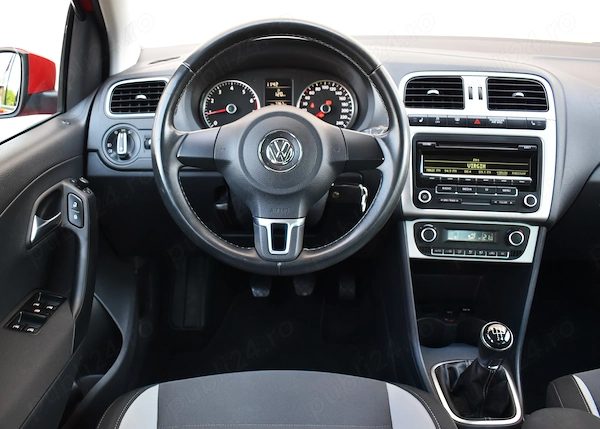VOLKSWAGEN Polo 2013 — imagine 5