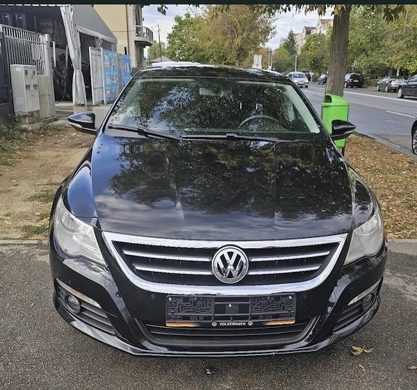 VOLKSWAGEN Passat CC