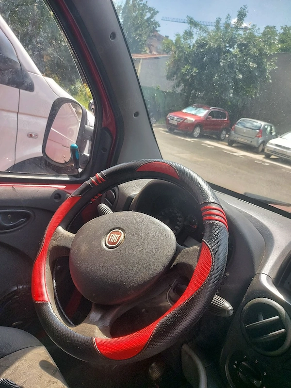 vând fiat doblo maxi