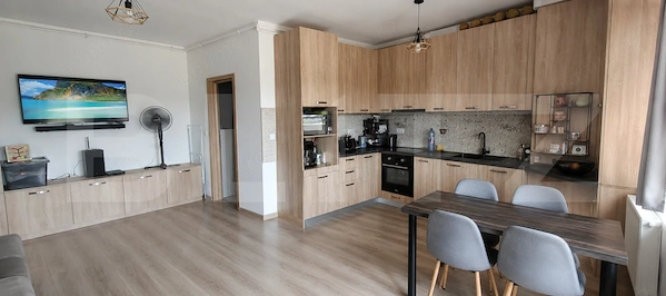 Apartament modern, 51 mp utili + balcon de 9 mp | Zona Sud — fotografia 1