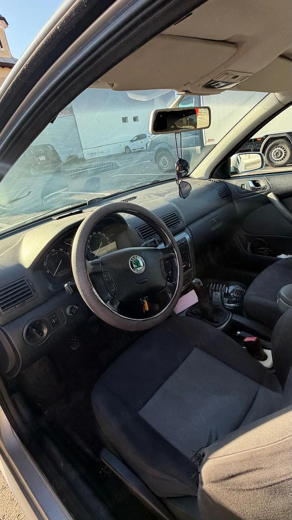SKODA Octavia 2004 — imagine 4