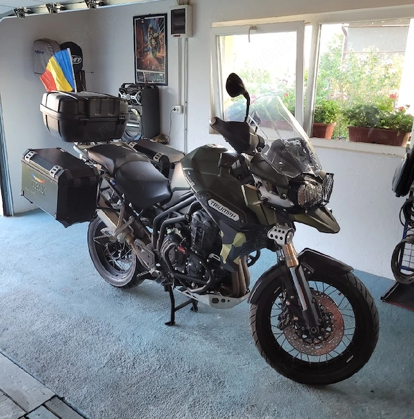 vind Triumph 1200