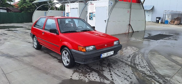 NISSAN Sunny