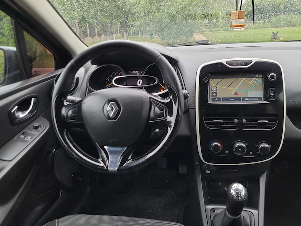 RENAULT Clio