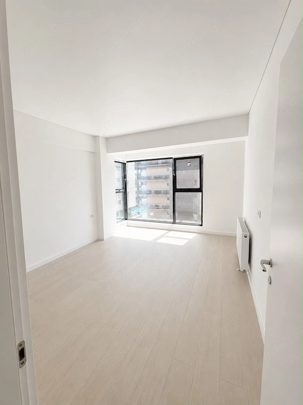 Vând apartament 2 camere Mamaia Nord — fotografia 3