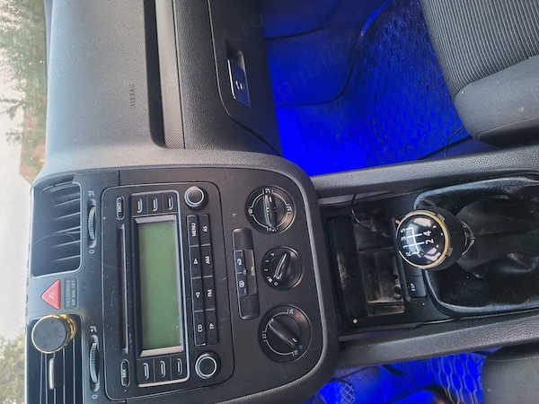 VOLKSWAGEN Golf 2004 — imagine 5