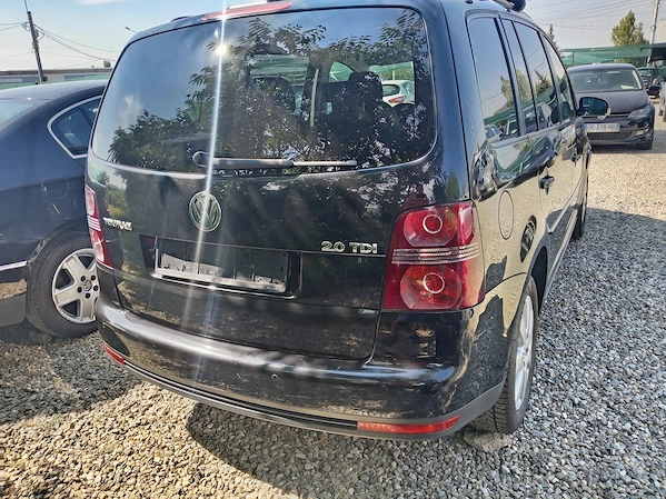 VOLKSWAGEN Touran 2009 — imagine 8