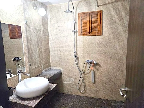 Închiriere 3 camere, aproape metrou Dristor, finisaje premium ✨ — fotografia 3