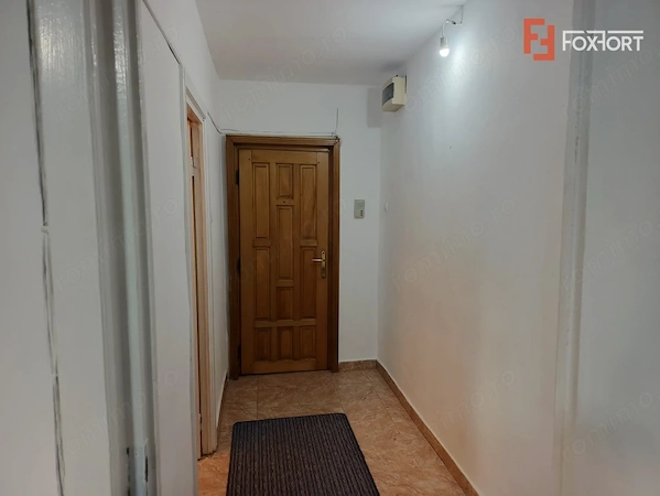 Apartament cu 2 camere la parter - zona Aradului — fotografia 3