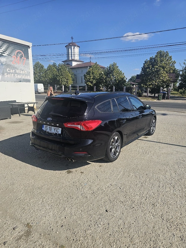 FORD Focus 2021 — imagine 7
