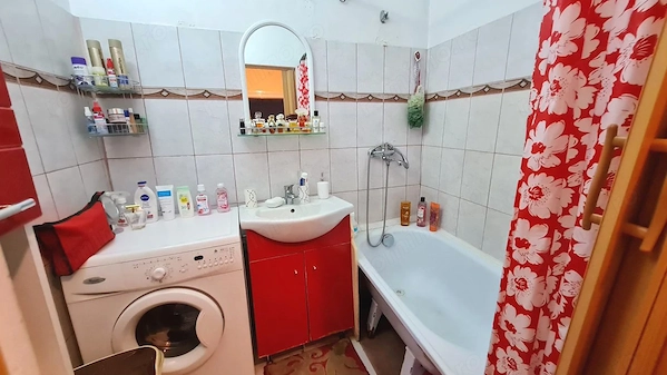 Apartament 2 camere la casa zona Centrala — fotografia 3
