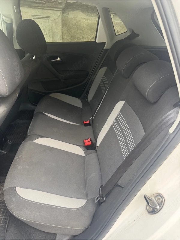 VOLKSWAGEN Polo 2011 — imagine 7