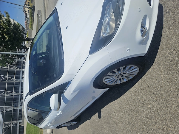 FORD Focus 2013 — imagine 3