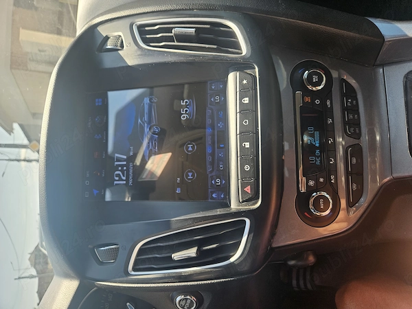 FORD Focus 2013 — imagine 4
