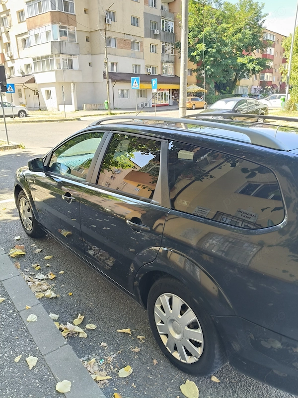 FORD Focus 2010 — imagine 4