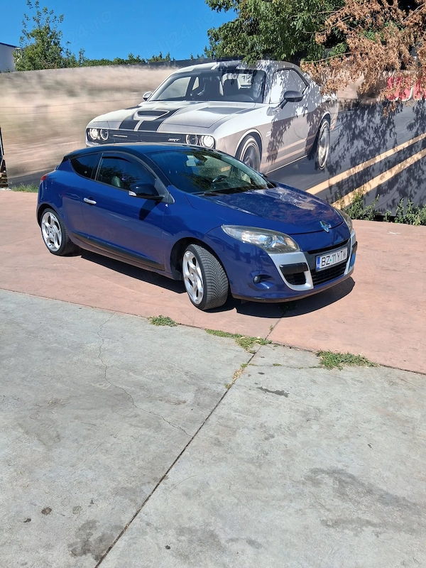 RENAULT Coupe 2009 — imagine 2