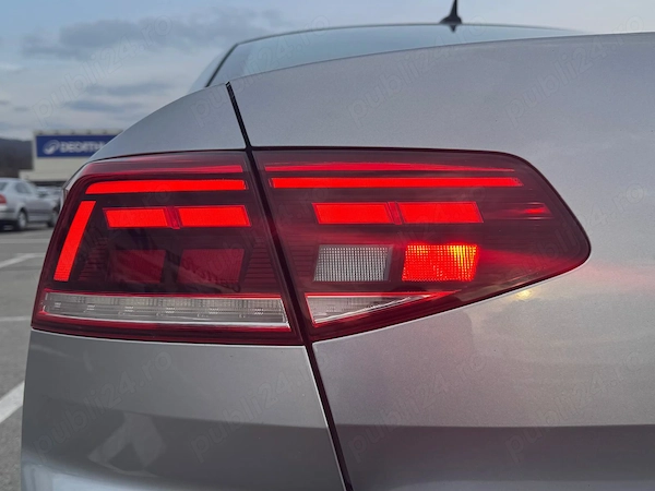 VOLKSWAGEN Passat 2022 — imagine 6
