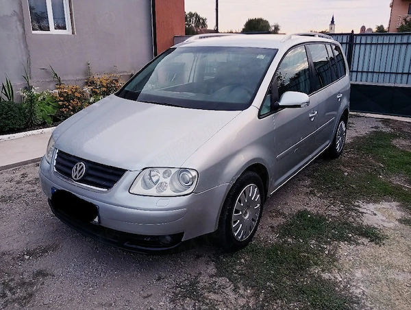 VOLKSWAGEN Touran 2004 — imagine 5