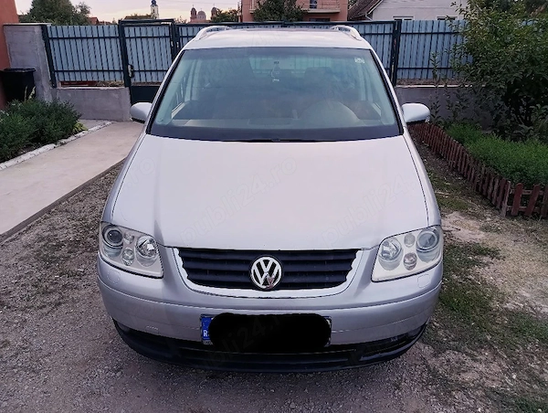 VOLKSWAGEN Touran